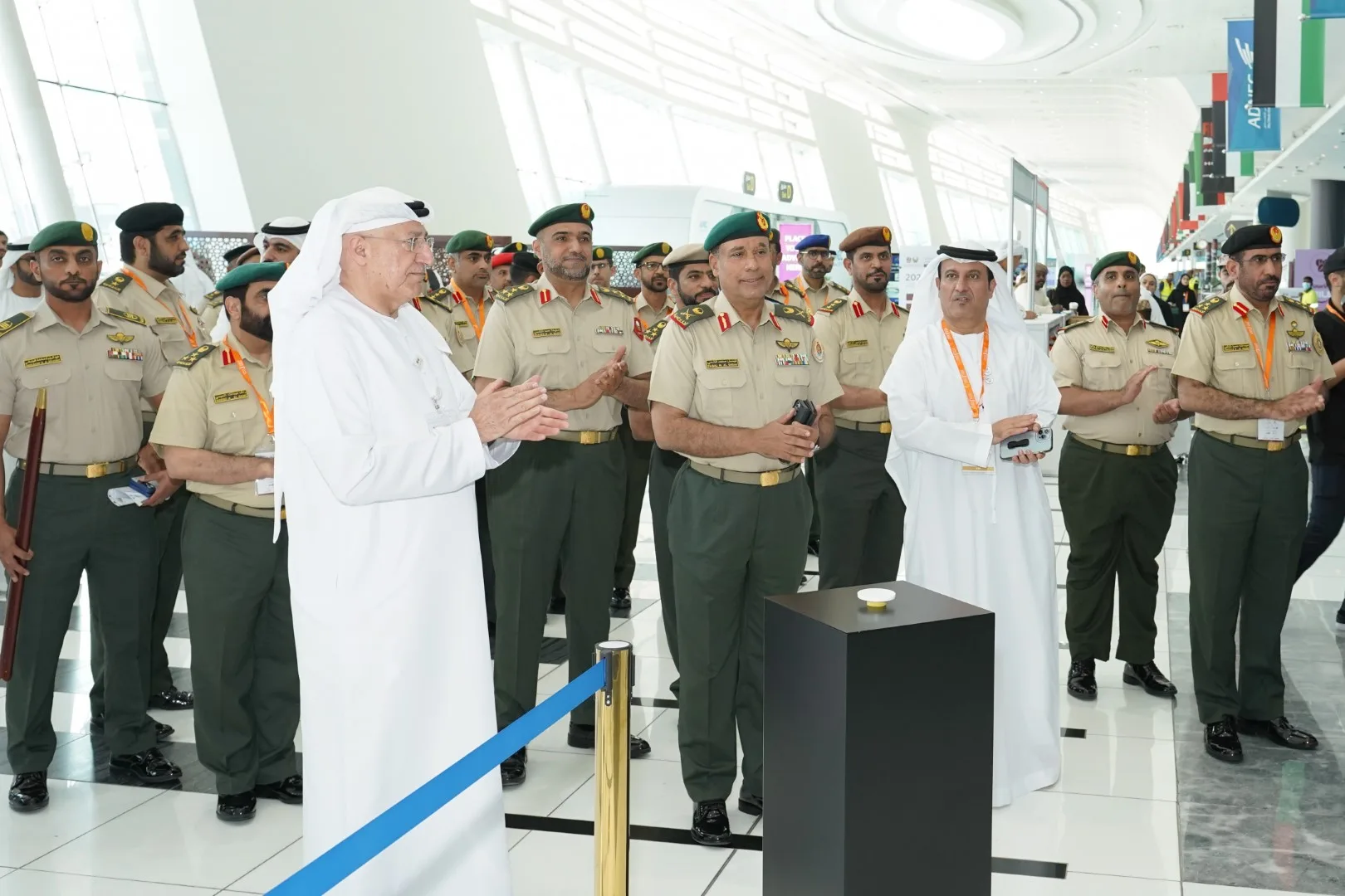 В Абу-Даби открылась 6-я ярмарка профессий национальной службы
