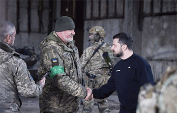 Зеленский приехал на передовые позиции украинской армии на Бахмутском направлении