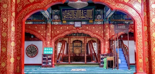 Нюцзе – самая большая мечеть на территории Китая