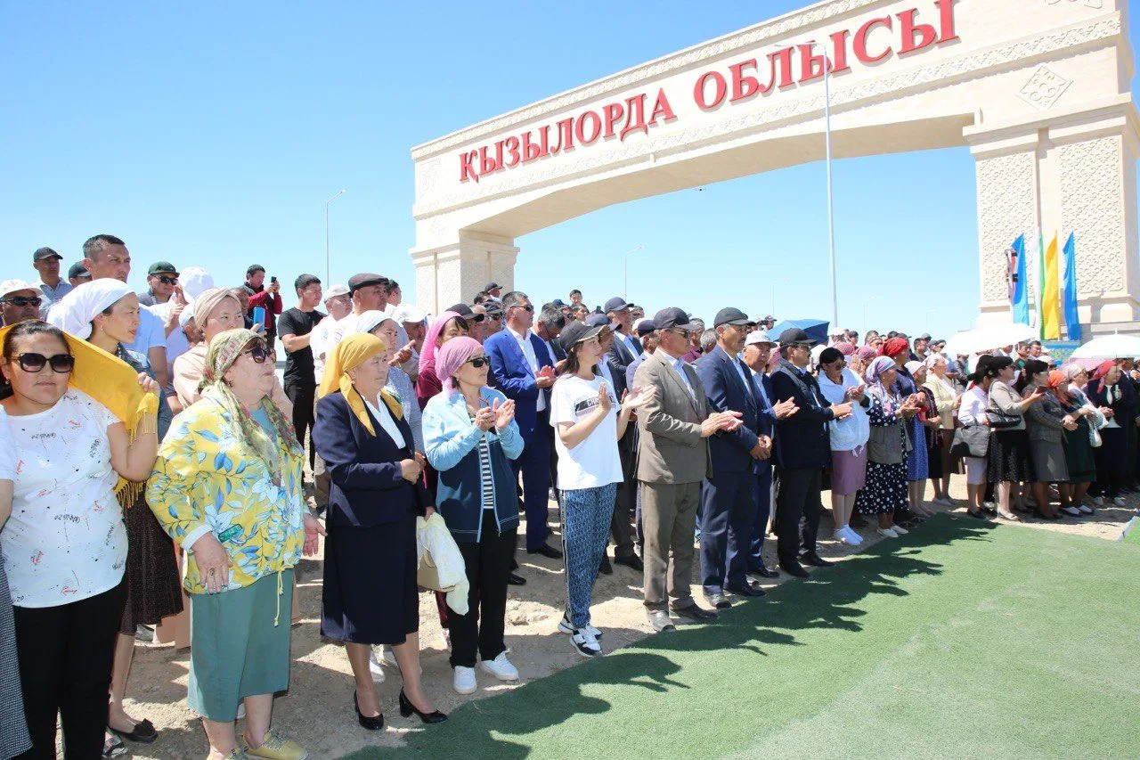 На въезде в Кызылординскую область построили въездную арку