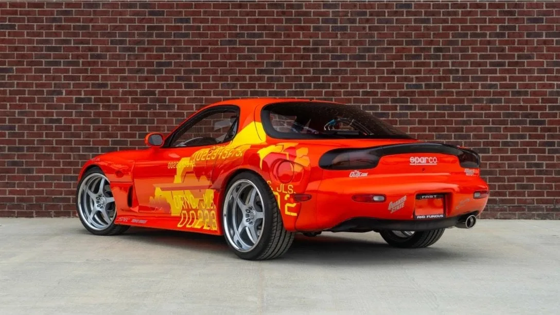 На продажу выставили культовый спорткар Mazda из фильма «Форсаж»