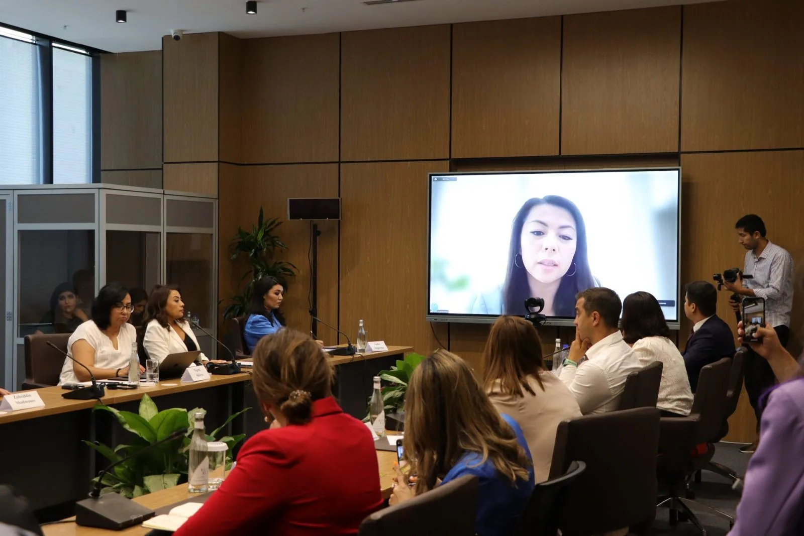 В Ташкенте обсудили вовлечение и поддержку женщин в IT сфере