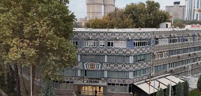 В Душанбе после масштабной реконструкции заработала швейная фабрика «Гулистони Душанбе»