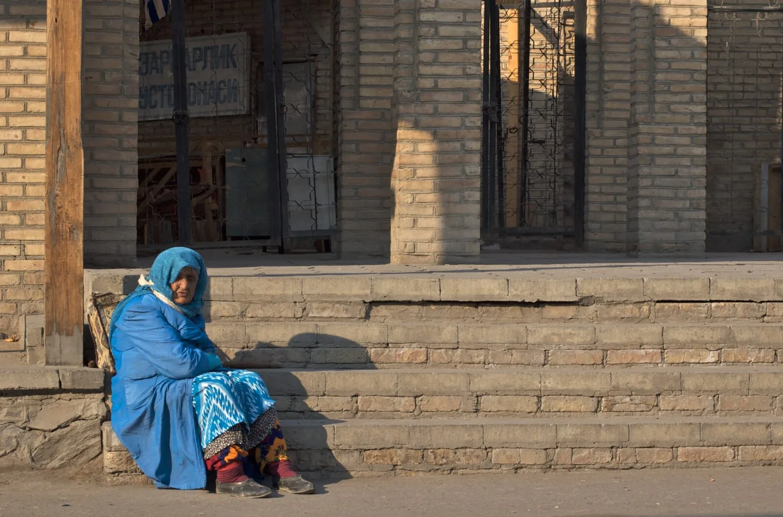 В Узбекистане запустят «телефон доверия» для обращений социально уязвимых слоёв населения