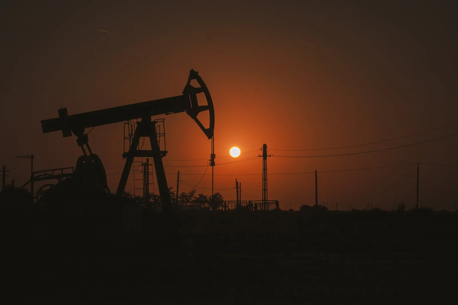 Добыча нефти на крупных месторождениях Казахстана снизилась