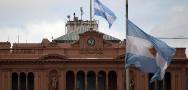 Аргентина призвала Великобританию вернуть Фолклендские острова