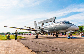 Швеция передает Украине уникальный самолет ASC 890