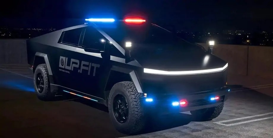 Пикап Tesla Cybertruck превратили во впечатляющее полицейское авто