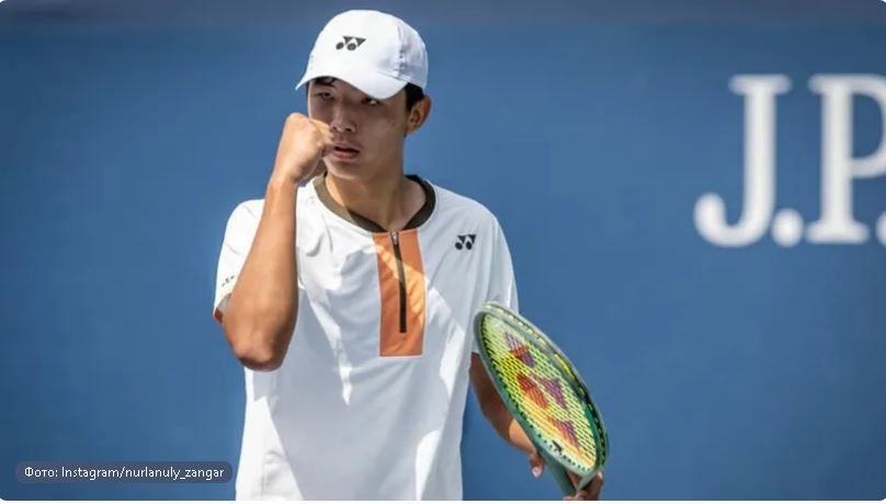 Казахстанский юниорский теннисист Нурланулы добился значимого успеха на международной арене, пробившись в десятку сильнейших игроков мира в юниорском рейтинге Международной теннисной федерации (ITF). Этого результата он достиг после выхода в полуфинал юниорского турнира Открытого чемпионата Австралии.