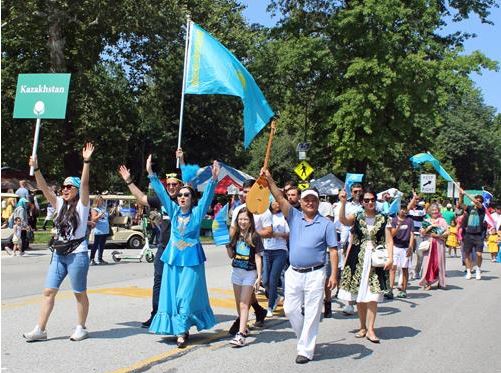 1 мая: от советского праздника труда к символу единства в Казахстане