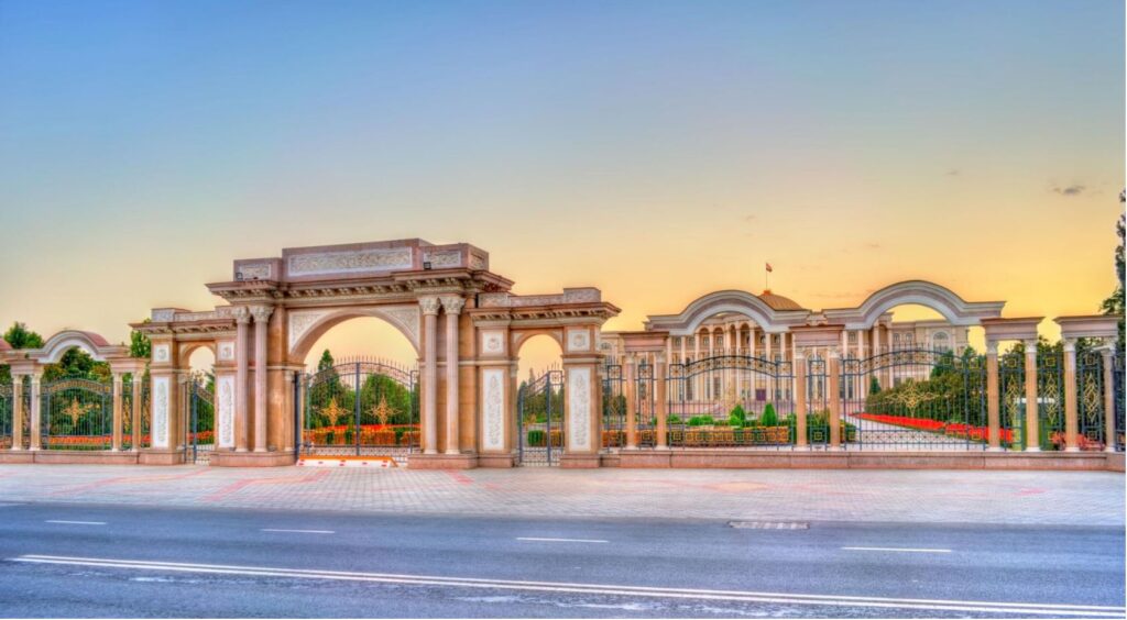 Душанбе заново: как Таджикистан переосмысливает архитектуру и свою идентичность