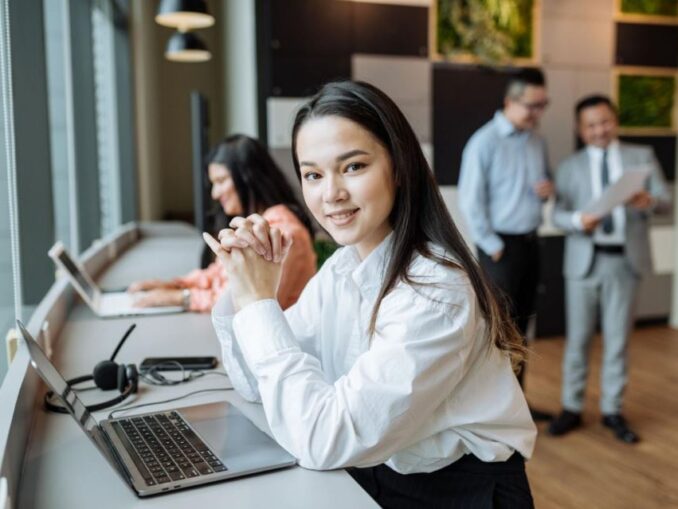 Как Казахстан уходит от нефти к технологиям: роль Астаны