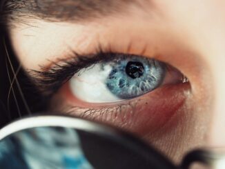 Очки уходят в прошлое? Ученые нашли новый способ вернуть четкое зрение